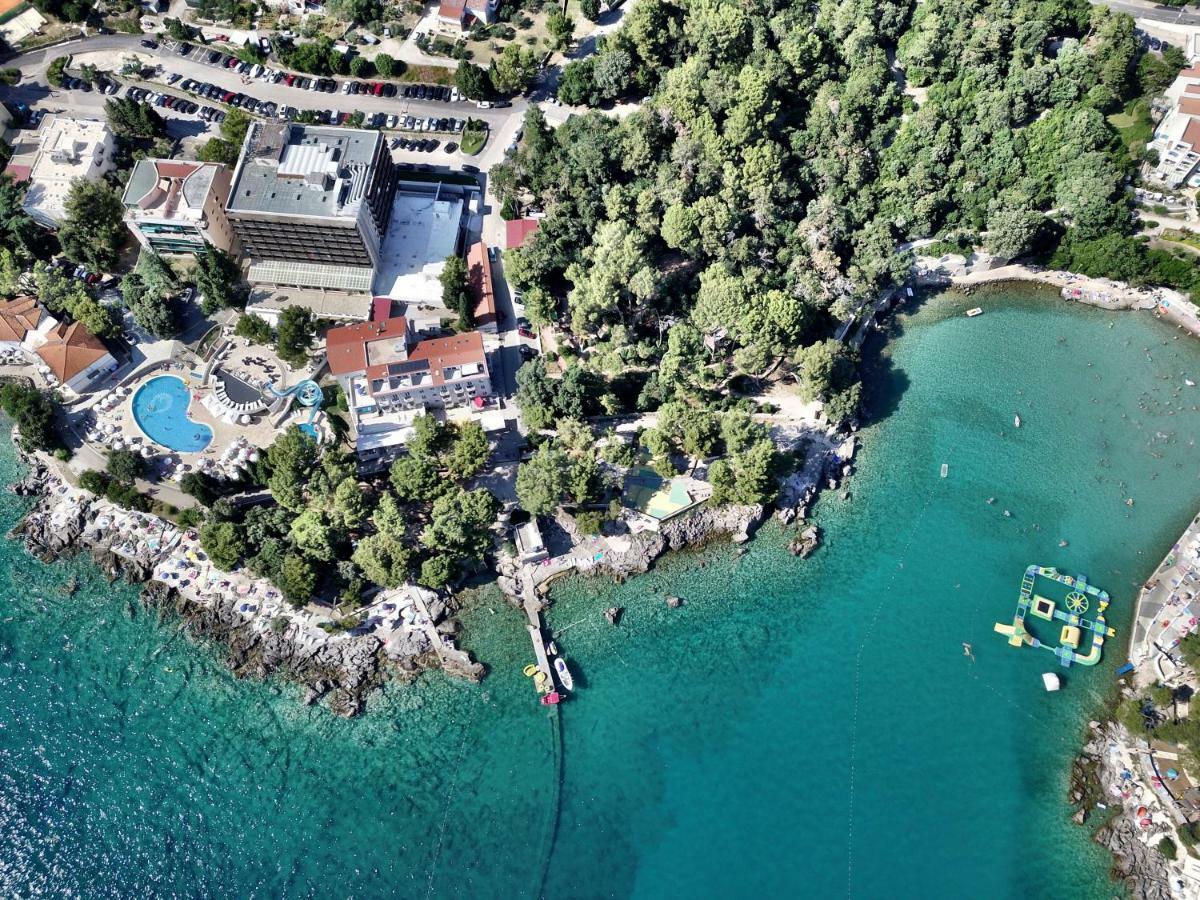 Sesar Apartments Krk - No. 1 Iva Krk Town Eksteriør bilde